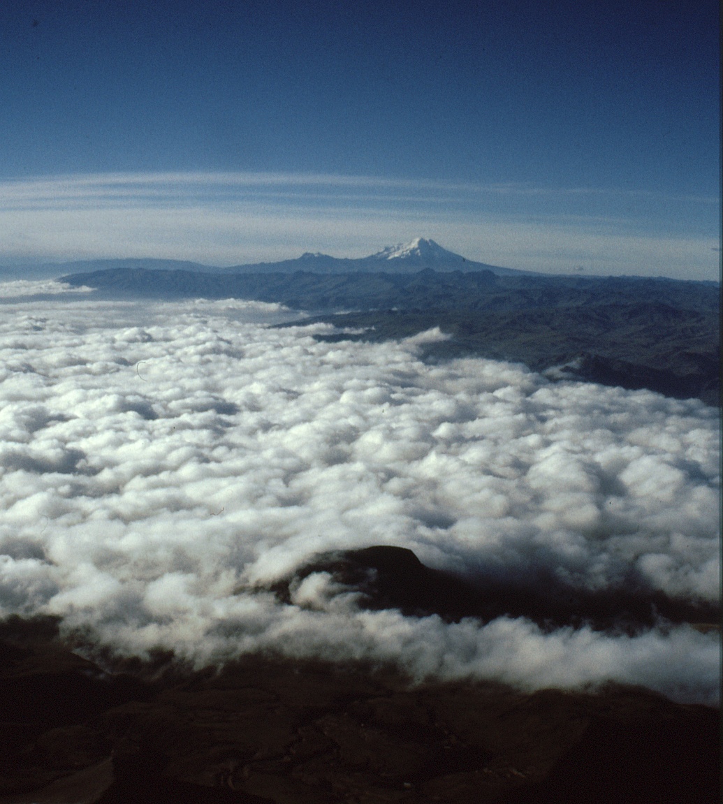 Chimborazo + moře mraků